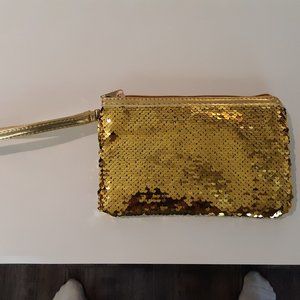 Magic Sequin Wristlet  Gold/Silver
